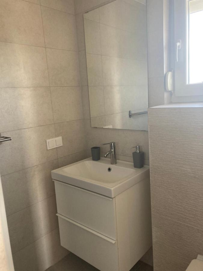 Apartman Hmelina Vrsi Esterno foto