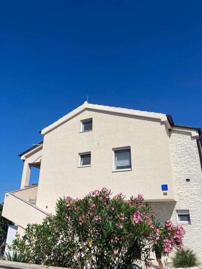 Apartman Hmelina Vrsi Esterno foto